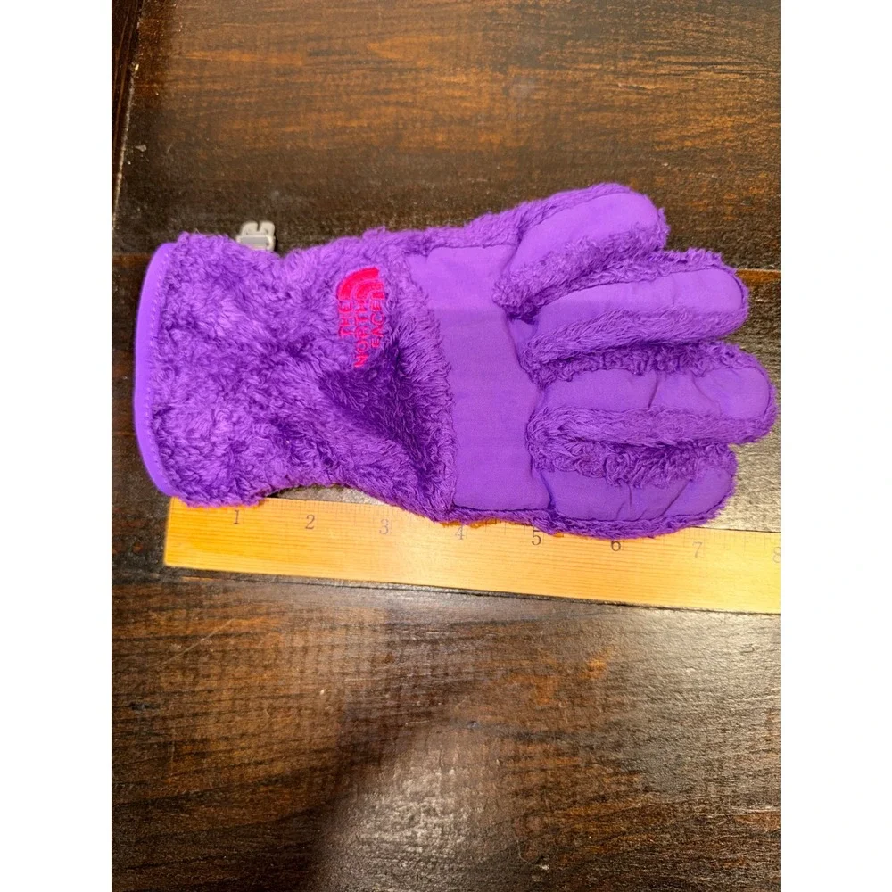 The North Face Kids Purple Fuzzy Fleece Gloves with Pink Logo‎ Size M